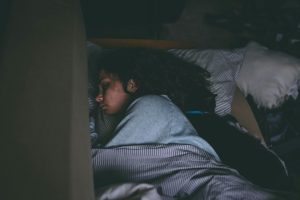 Susah Tidur? Ini Cara Mengatasi Insomnia dengan Praktis Supaya Istirahat Makin Berkualitas 