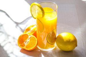 7 Tanda Tubuh Kekurangan Vitamin C, Ternyata Bukan Sariawan Saja!