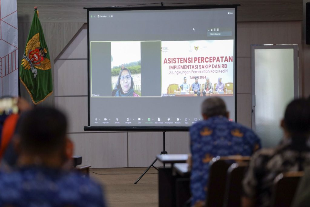 Pj Wali Kota Kediri Zanariah Harapkan Nilai SAKIP dan RB Kota Kediri Terus Meningkat