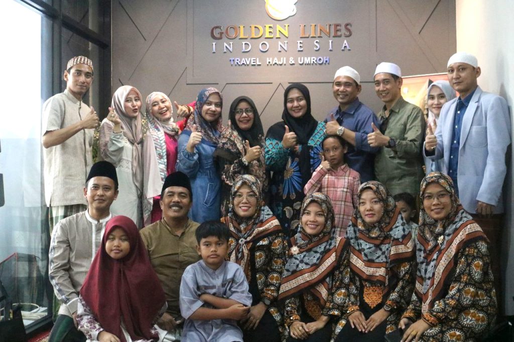 PT Global Lines Indonesia Biro Umroh dan Haji Kediri