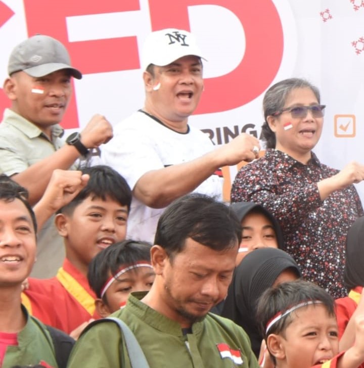 Lakukan Aksi Tempel Stiker Merah Putih di Pipi Saat Orasi Kebangsaan, PJ Wali Kota Kediri : Saya Apresiasi Pemuda Pancasila