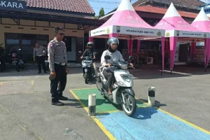 Kamu Punya Motor 250 cc ? Harus Mengurus SIM C1, Bisa Diperoleh di Satlantas Polres Kediri Kota Kota