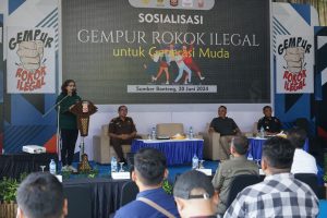 Pj Wali Kota Kediri Zanariah Ajak Karang Taruna  Sosialisasikan Gempur Rokok Ilegal