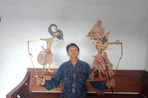 Muhammad Erki Pahlevi, Pelajar Asal Kanigoro, Blitar,  Gigih Melestarikan Wayang