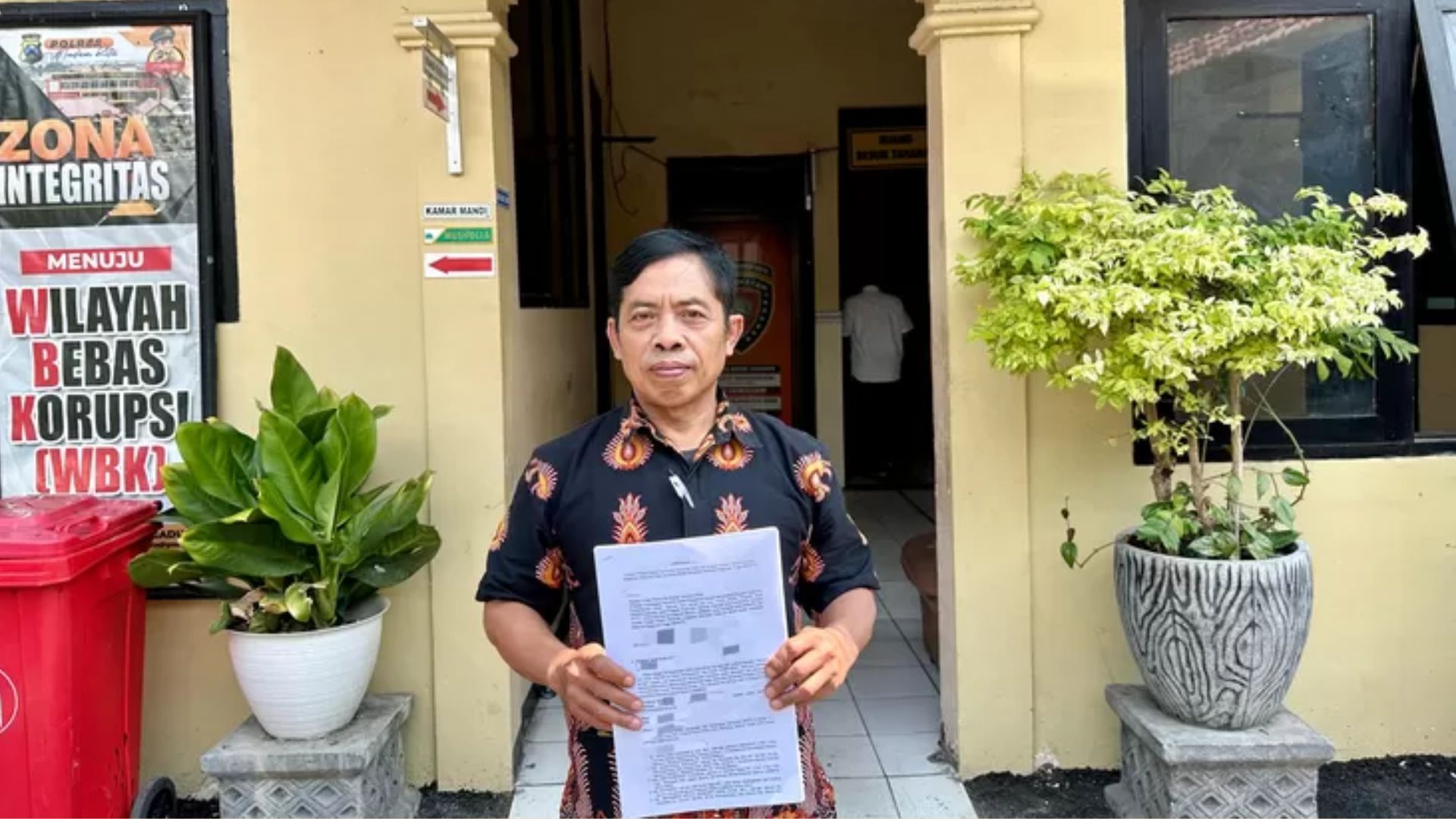 Mantan Dekan Fisip UMMAD Madiun Kembali Datangi Polres Madiun Kota Atas Lanjutan Kasus Dugaan Plagiasi