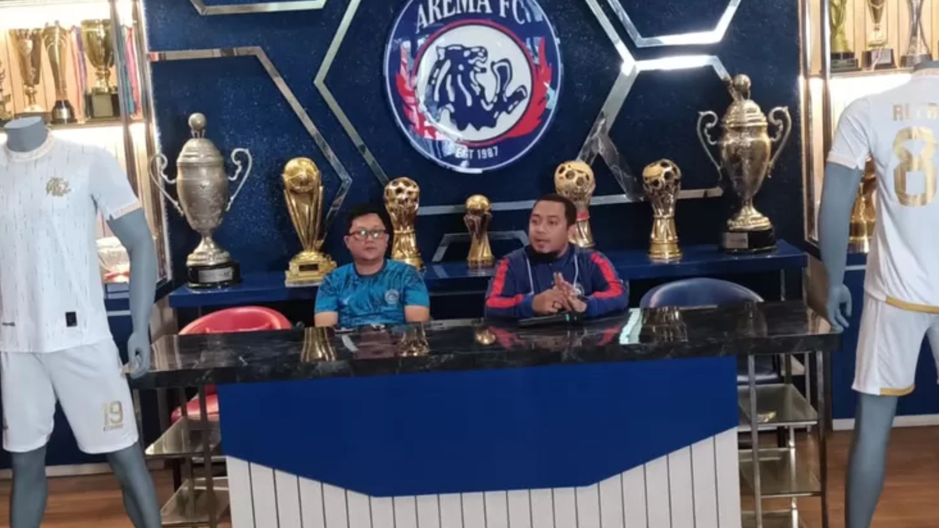 Arema FC Pindah Markas ke Stadion Supriyadi Blitar, Disambut Antusias Supoter