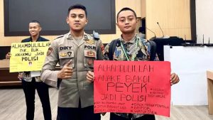 Kisah Inspiratif! Anak Penjual Rempeyek di Jombang Lolos Jadi Polisi