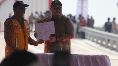 Mas Dhito Resmikan Jembatan Jongbiru, Berharap Dapat Meningkatkan Perekonomian Masyarakat