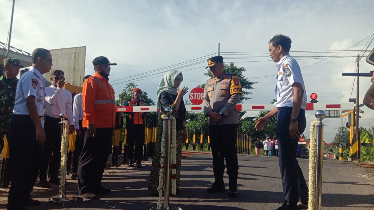 Pemkab Blitar Bangun 10 Pos Palang Pintu, Biayanya Rp 3 Miliar