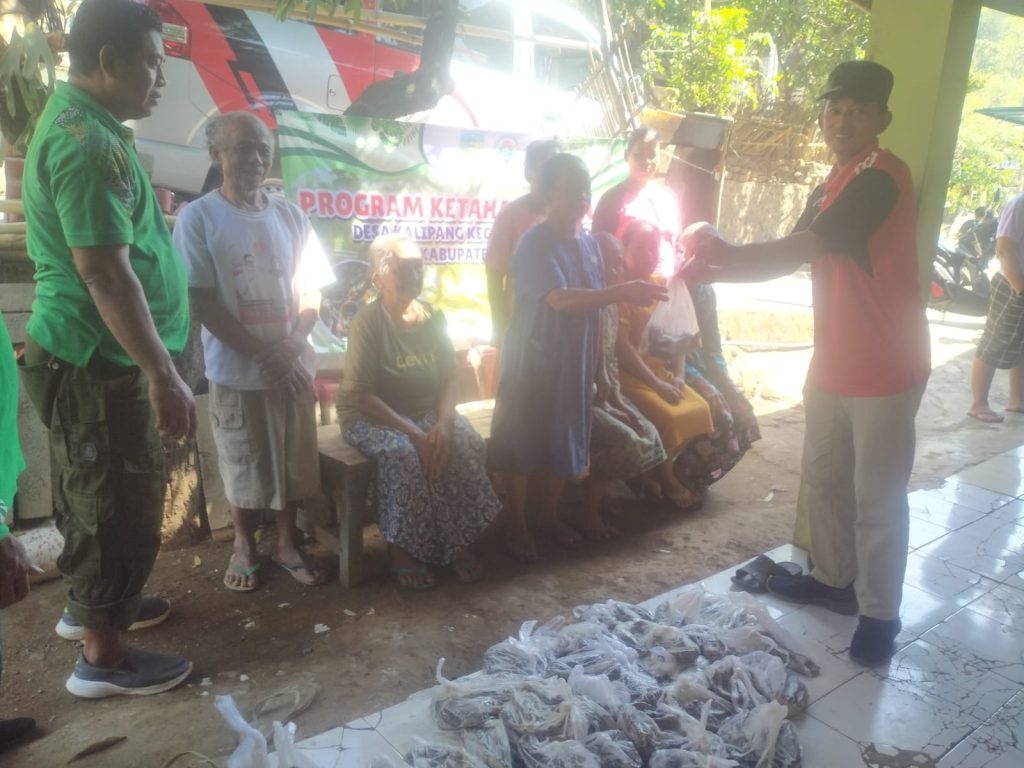 Warga Kalipang Kecamatan Grogol Swadaya Budidaya Lele, Panen Perdana Dibagikan ke Anak Yatim dan Masyarakat Miskin