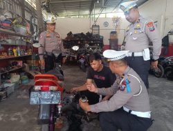 Ada Apa ? Satlantas Polres Ponorogo Datangi Sejumlah Bengkel Motor