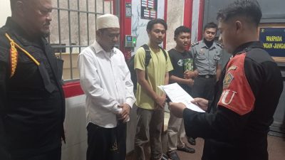 Gus Samsudin Dibebaskan dari Lapas Kelas II B Blitar, Langsung Disambut Keluarga dengan Sukaria