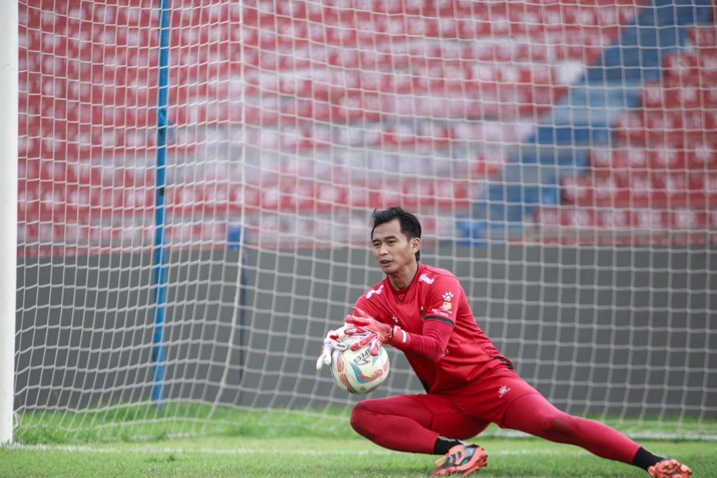 Selamat Tinggal Dikri Yusron Penjaga gawang Persik Kediri