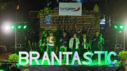 Pj Wali Kota Kediri Menyatu Dengan Masyarakat Nikmati Brantastic dan Joyoboyo Dance Festival Spesial Hari Jadi Kota Kediri ke-1.145