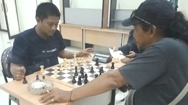 Penjaringan atlet Catur SIWO PWI Jatim