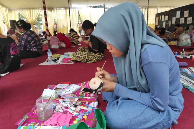 Bimbel Kreativa Privat Gelar Lomba Melukis Kerajinan Kota Blitar Guna Mengisi Liburan Sekolah