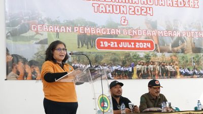 Pj Wali Kota Kediri Beri Motivasi Calon Paskibraka Kota Kediri Saat Pra Latihan