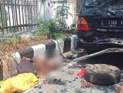 Tabrak Mobil Parkir di Jln Jaksa Agung Suprapto, Kediri, Guru PAUD Meningal Dunia