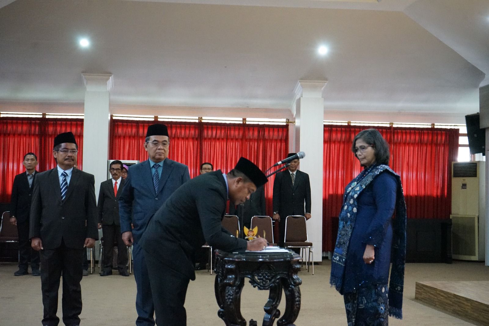 Pj Wali Kota Kediri Lantik 2 Pejabat Pimpinan Tinggi Pratama dan 16 Pejabat Fungsional Pemerintah Kota Kediri