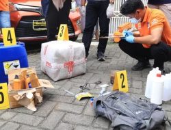 Densus 88 Geledah Rumah Terduga Teroris di Kota Batu, Banyak Temukan Bahan Peledak