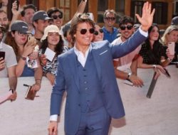 Tom Cruise Siap Memukau dengan Aksi Spektakuler di Upacara Penutupan Olimpiade Paris 2024