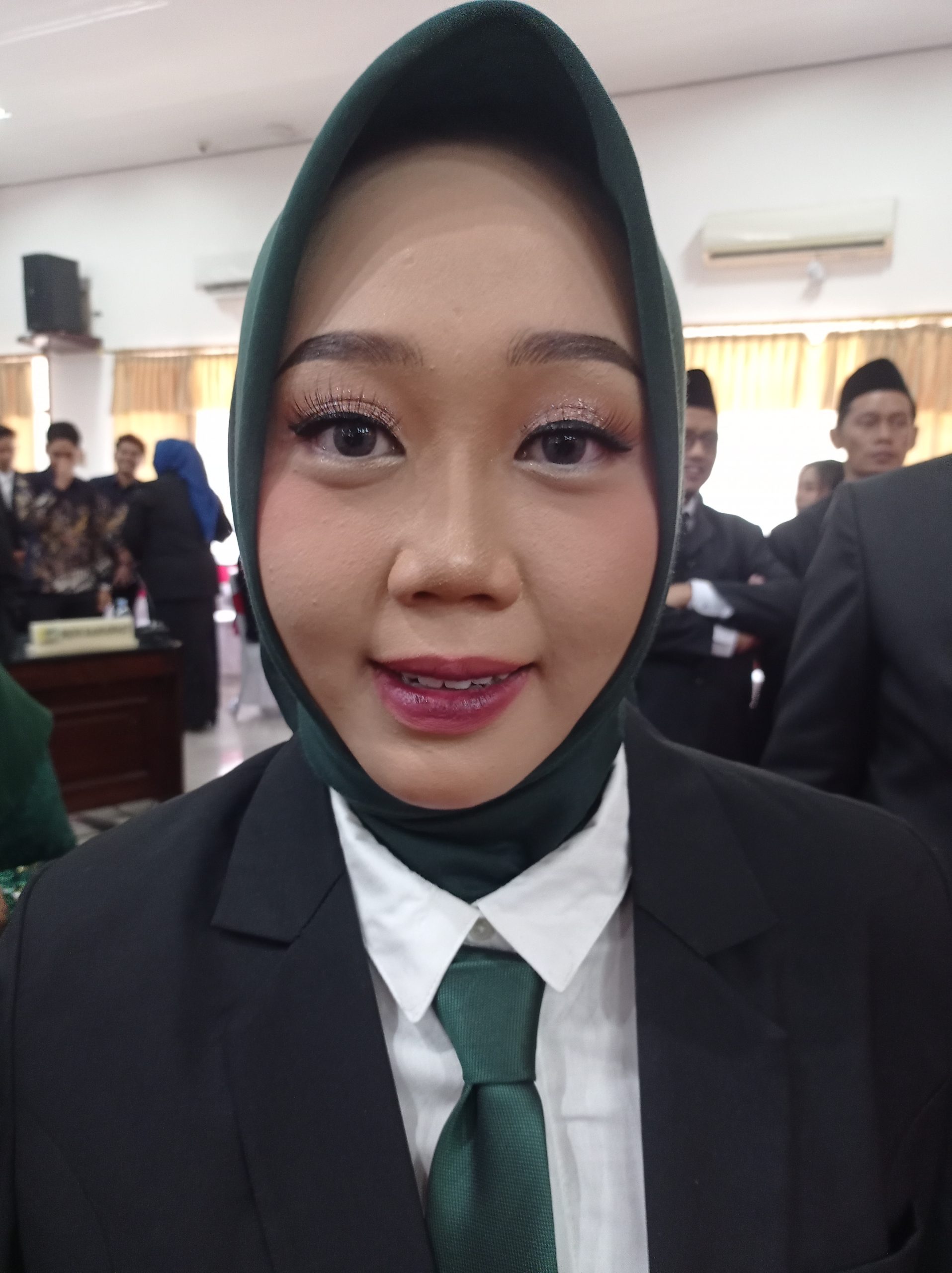 Dari Pelantikan Anggota DPRD Kabupaten Kediri Dua Termuda Usia 24 Tahun dan Satu Usia 64