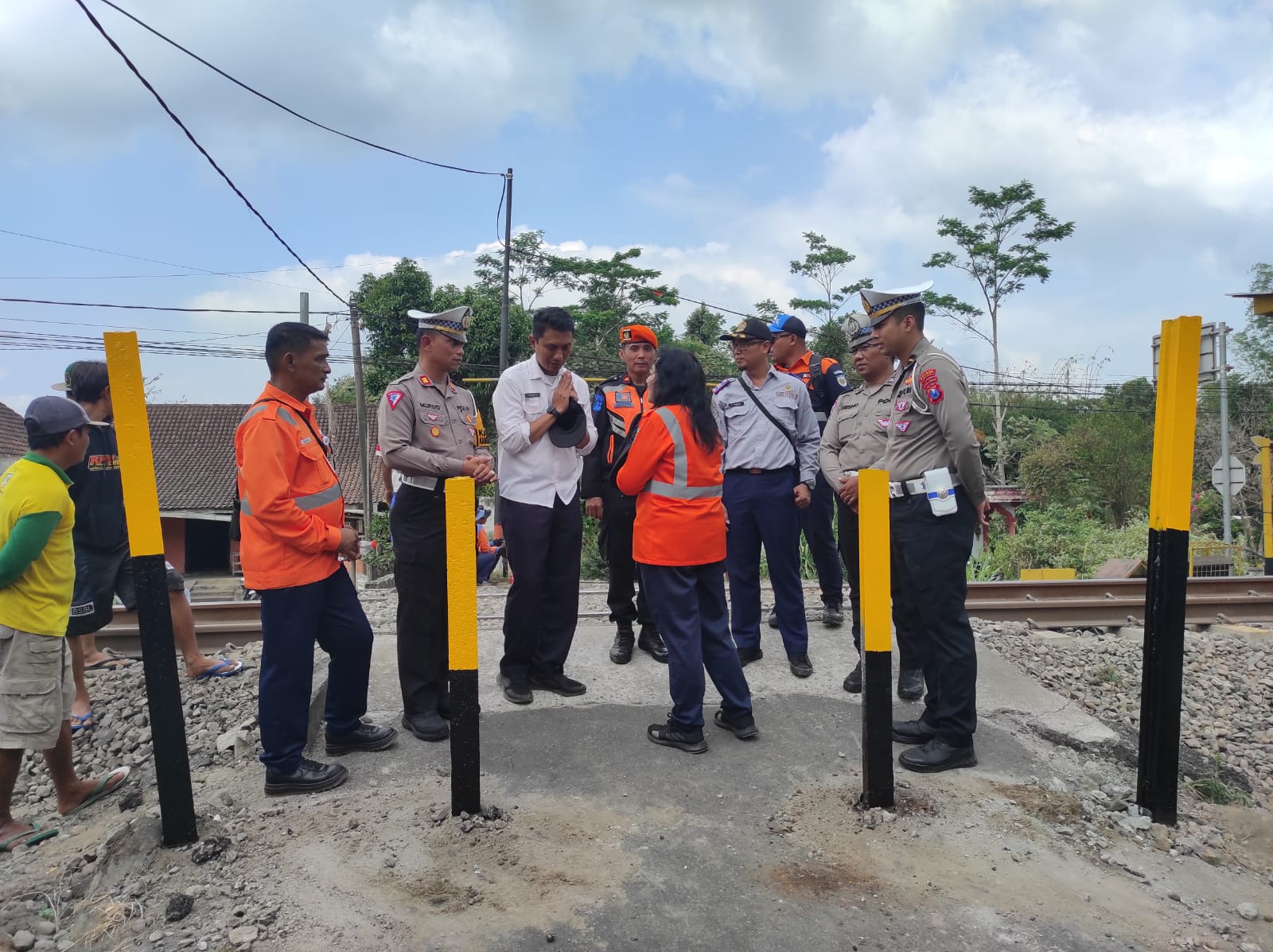 Lintasan Tanpa Palang Pintu Maut di Talun Akhirnya Ditutup