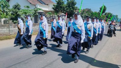 Lomba Baris Berbaris Dalam Rangka Agustusan di Kecamatan Kandat Berlangsung Meriah, Diikuti 78 Peleton