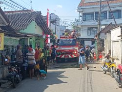 Kebakaran di Kompleks Ponpes Lirboyo, Semua Selamat, Namun Sejumlah Santri Sempat Dilarikan ke Rumah Sakit