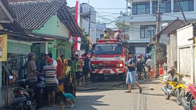 Kebakaran di Kompleks Ponpes Lirboyo, Semua Selamat, Namun Sejumlah Santri Sempat Dilarikan ke Rumah Sakit