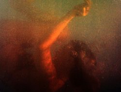 Dicari Keluarga! Wanita Ini Ditemukan Tak Bernyawa di Lubang Sampah