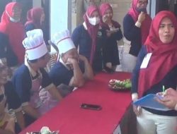 Puskesmas Perak Rayakan Kemerdekaan dengan Lomba Nyambel, Dokter dan Perawat Tunjukkan Keahlian Kuliner