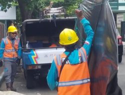 PLN Tulungagung Khawatirkan Risiko Pemadaman Akibat Layang-Layang Tersangkut pada Jaringan Listrik