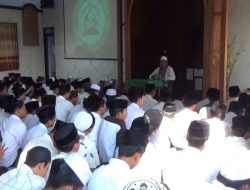 Ratusan Santri di Jombang Gelar Doa Bersama Ditengah Ketegangan Politik Jelang Pilkada 2024