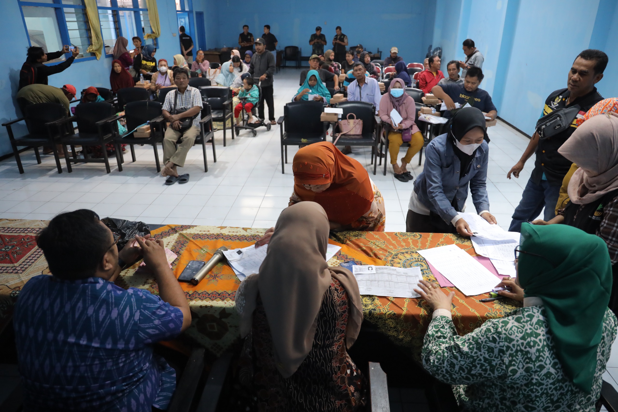 Bantu Ringankan Beban, Pemkot Kediri Kembali Salurkan Bansos Untuk 51 ODKB