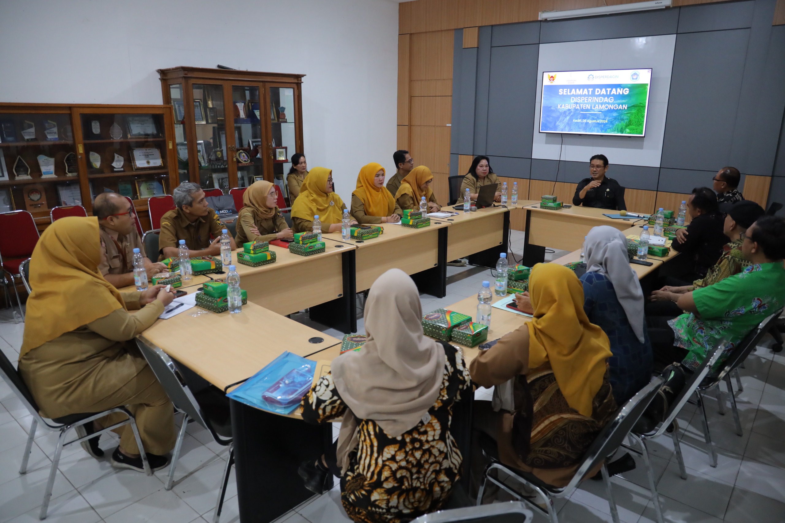 Pencapaian Pemkot Kediri Dalam Pengelolaan DBHCHT Menarik Perhatian, Pemkab Lamongan Lakukan Studi Banding