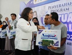 Pj Wali Kota Kediri Zanariah Serahkan Bantuan Modal Usaha DBHCHT Tahun 2024, Ini Infonya