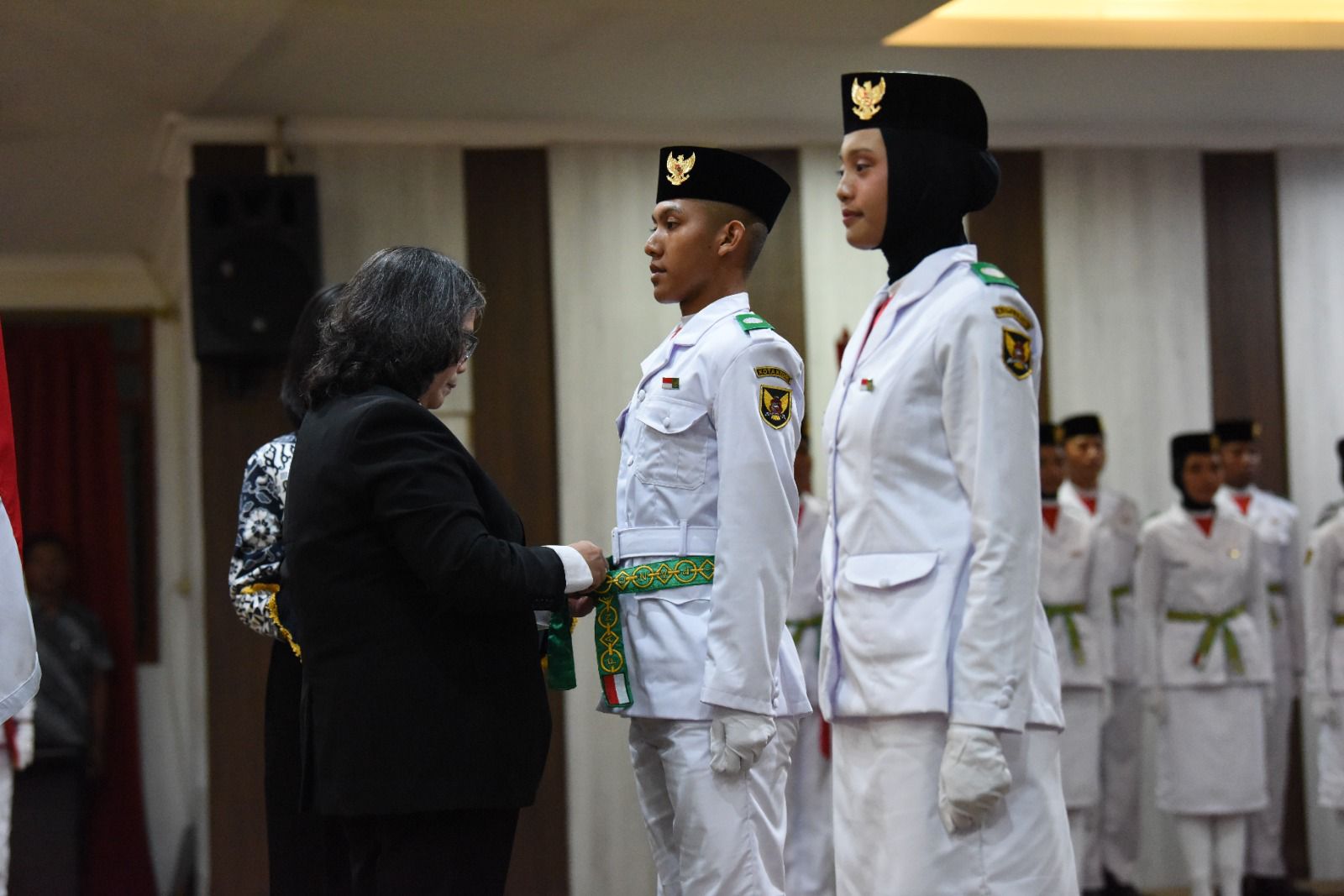 Pj Wali Kota Kediri Zanariah Kukuhkan Anggota Paskibraka Kota Kediri Tahun 2024, Ini Pesan yang Disampaikan