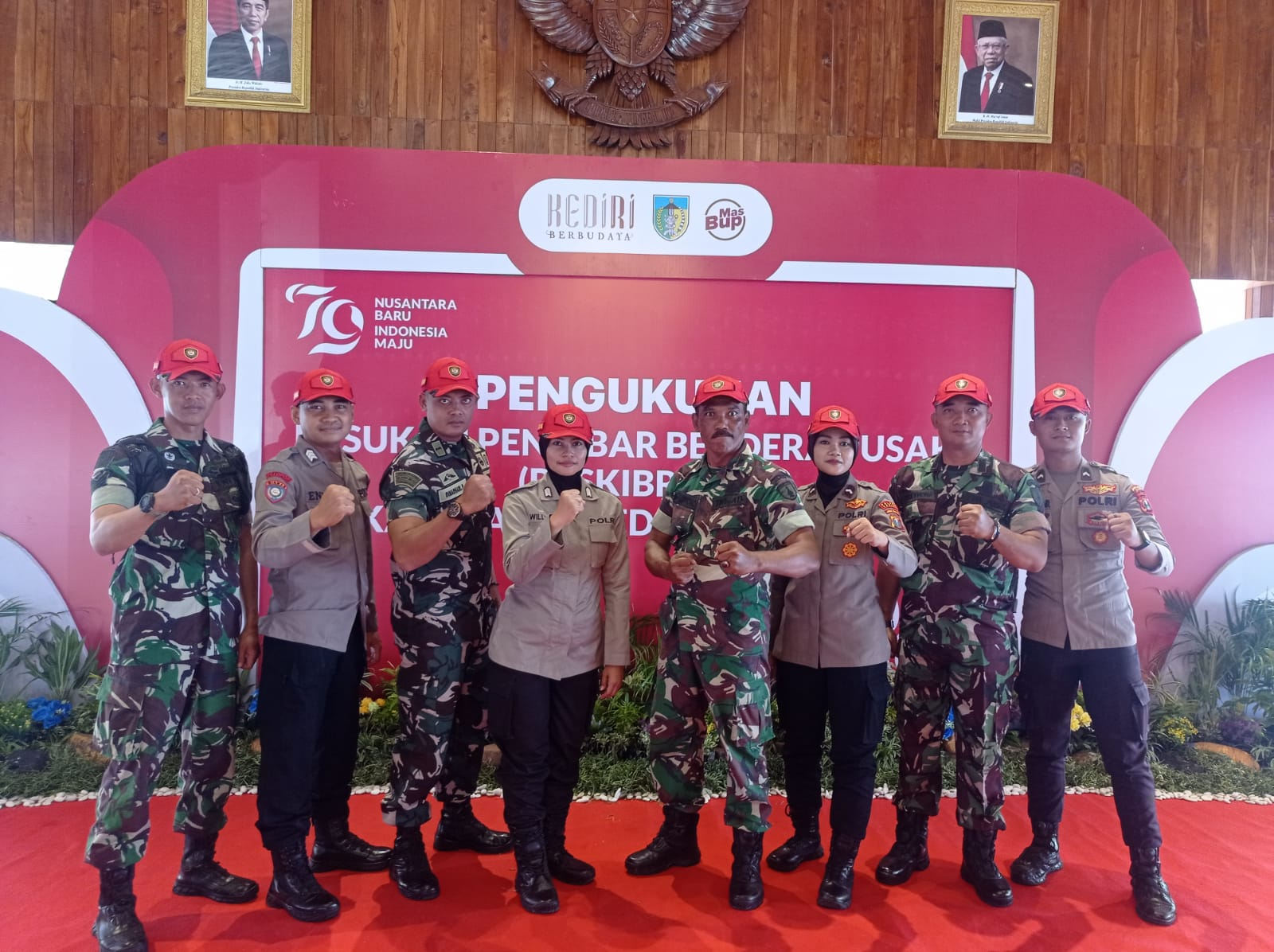 Tim Pelatih Inti Paskibraka TNI dan Polri Ajarkan Disiplin Pada Anggota Paskibraka