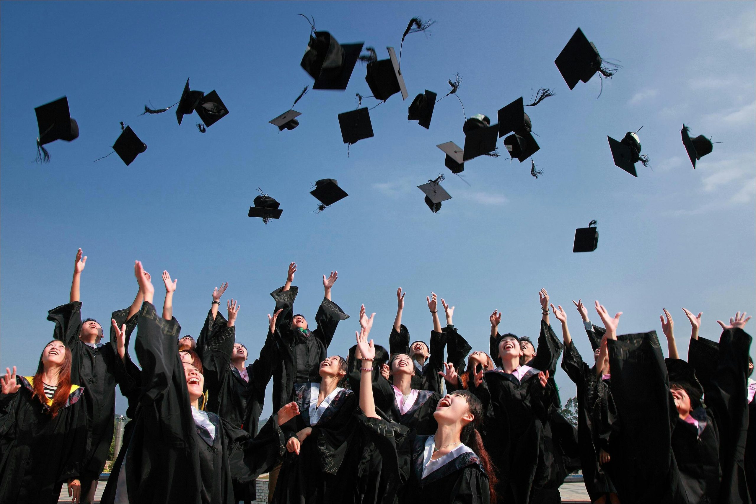 Kumpulan Ucapan Wisuda Singkat Penuh Kata Hangat, Rayakan Keberhasilan Setelah Berjuang Keras!