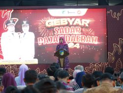 Mbak Dewi Berikan Apresiasi Puluhan Wajib Pajak di Kabupaten Kediri, Total Reaisasi 89,14 Persen