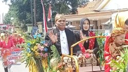 Usung Tema "Semen Bersatu, Indonesia Baru", Desa Semen Kecamatan Semen Gelar Kirab Budaya