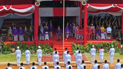 Pj Wali Kota Kediri Harapkan Semua Lapisan Masyarakat Bersama dan Bersatu Untuk NKRI dalam Peringatan HUT Ke-79 RepubIik Indonesia