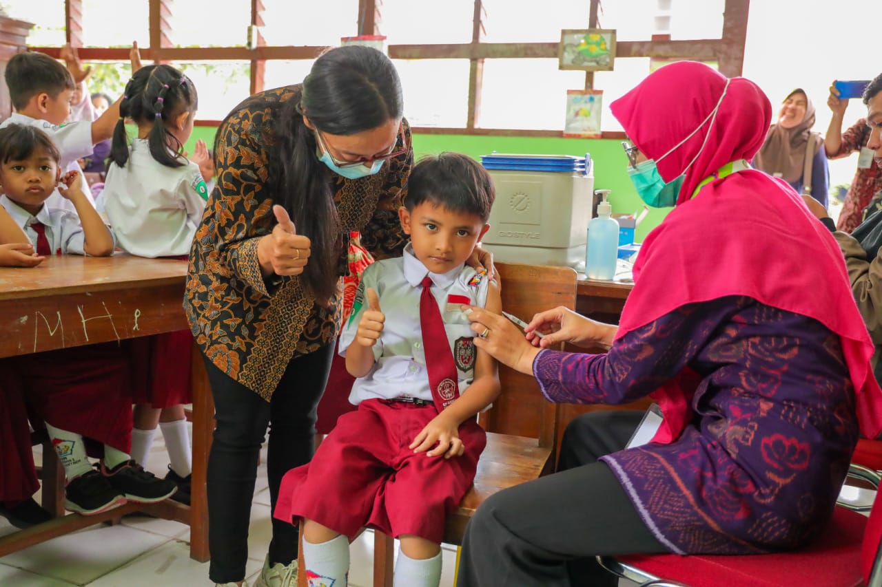 Pemkot Kediri Jemput Bola Lakukan BIAS, Tingkatkan Capaian Vaksinasi Anak Sekolah