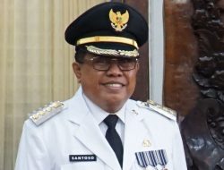 Horee, Seragam Gratis Mulai Didistribusikan ke Siswa di Kota Blitar