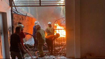 Toko Produsen Oleh-oleh Khas di Trenggalek Terbakar, Kerugian Capai Rp 125 Juta