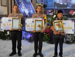 Penjual Jajanan Khas Trenggalek Raih Anugerah Local Hero Terbaik Jatim, Begini Kisahnya