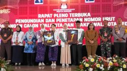 Hasil Undian Nomor Urut Paslon Kota Kediri, Pasangan Vinanda-Gus Qowim Nomor 1, Ferry Silviana -Regina Nomor 2