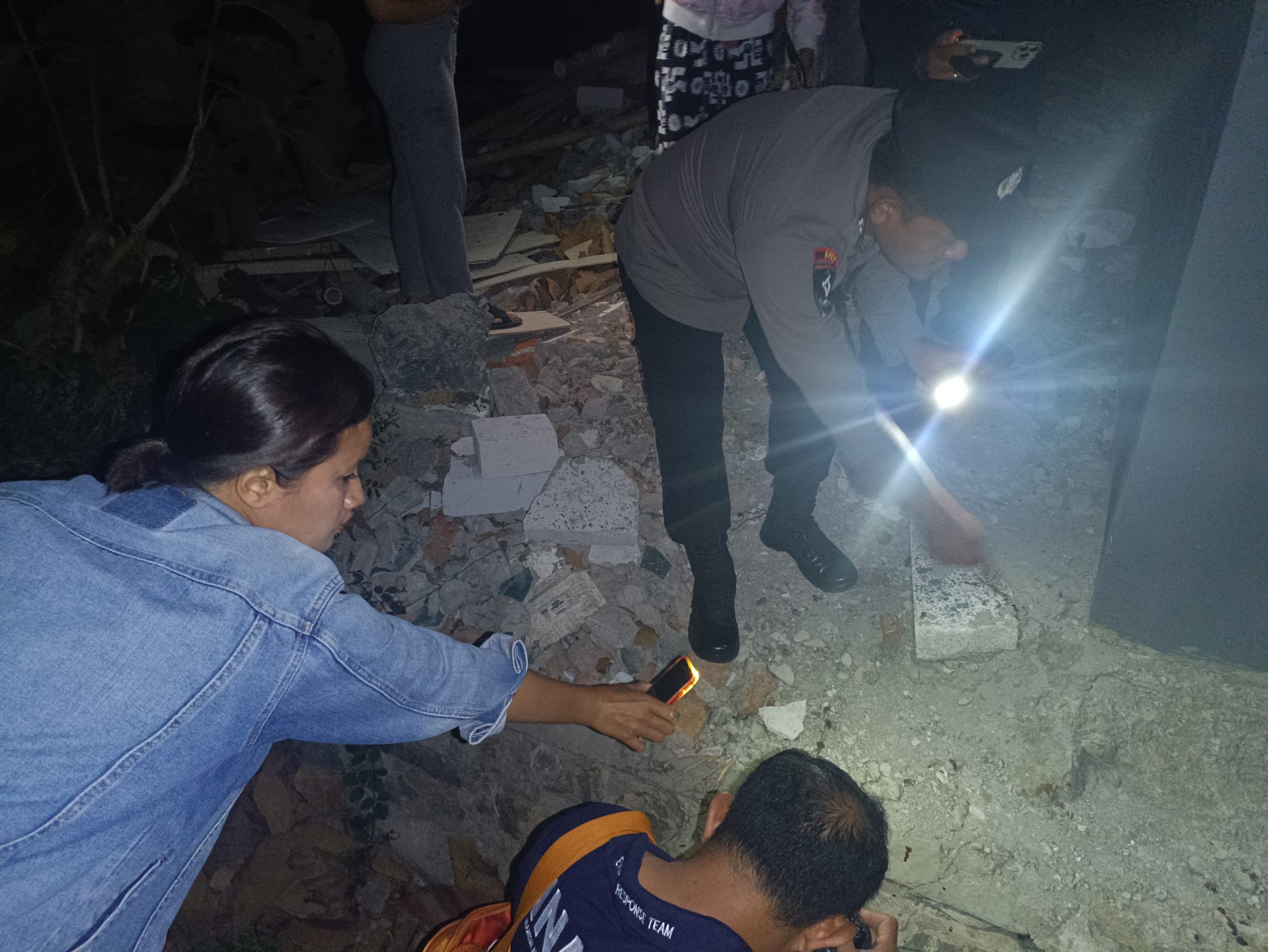 Bayi Laki-Laki Ditemukan di Rumah Dalam Renovasi, Begini Cerita Warga Setempat