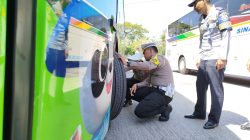 Lindungi Keselamatan Penumpang, Satlantas Polres Ponorogo Gelar Ramp Check di Terminal Seloaji